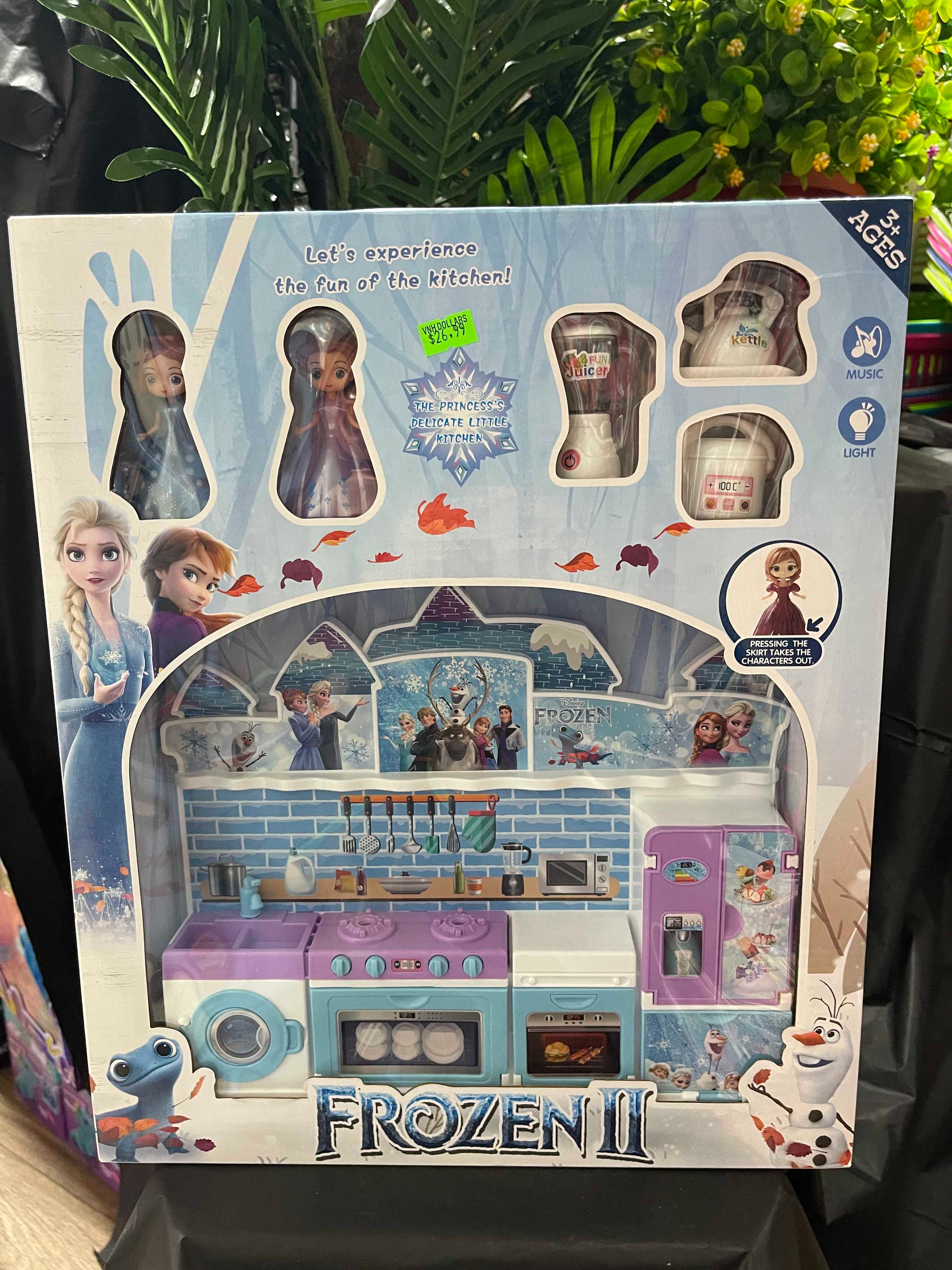 Frozen kitchen playset top